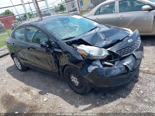 2014 KNADM4A34E6386915 main image