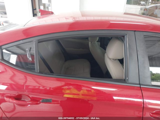 5NPD84LF9HH125384 Hyundai ELANTRA SE