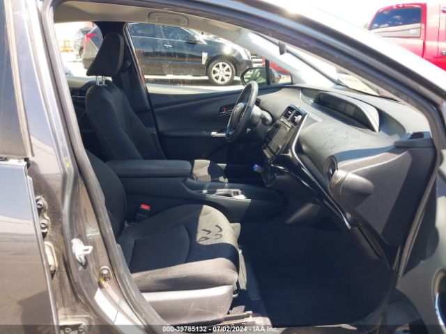 JTDL9RFU9K3005345 Toyota Prius Le
