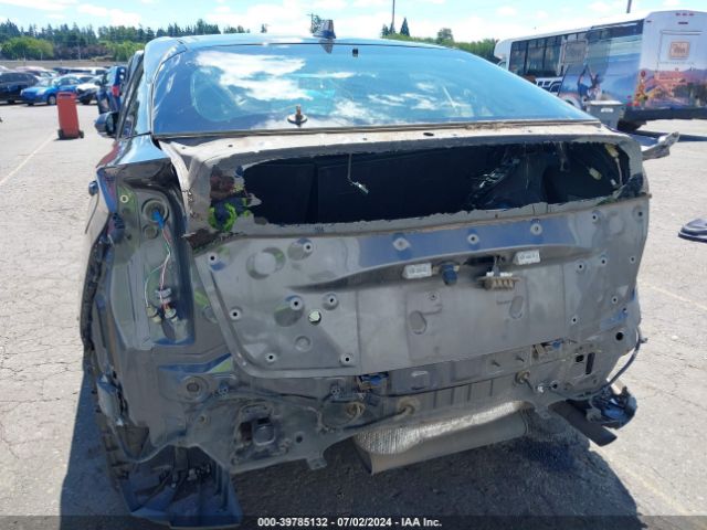 JTDL9RFU9K3005345 Toyota Prius Le