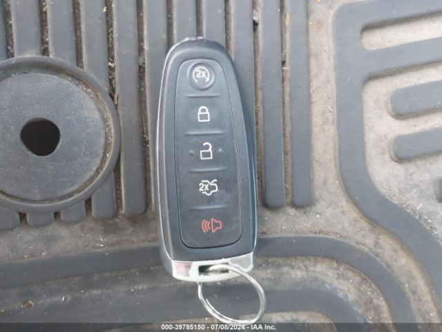 1FADP3J25GL251044 Ford Focus Titanium