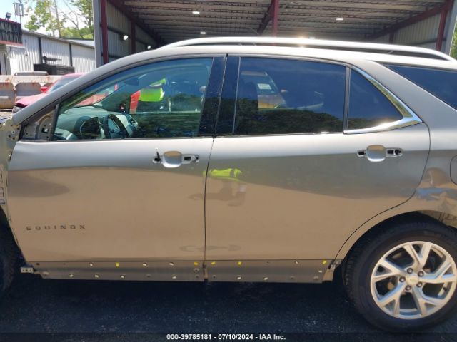 3GNAXKEX1JS577011 Chevrolet EQUINOX LT