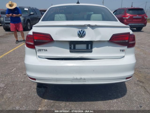 3VWD17AJ7GM367321 Volkswagen Jetta 1.8t Sport