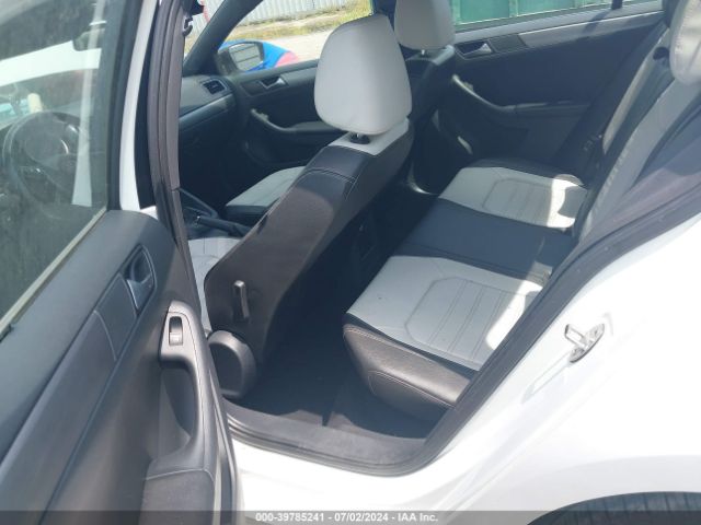 3VWD17AJ7GM367321 Volkswagen Jetta 1.8t Sport