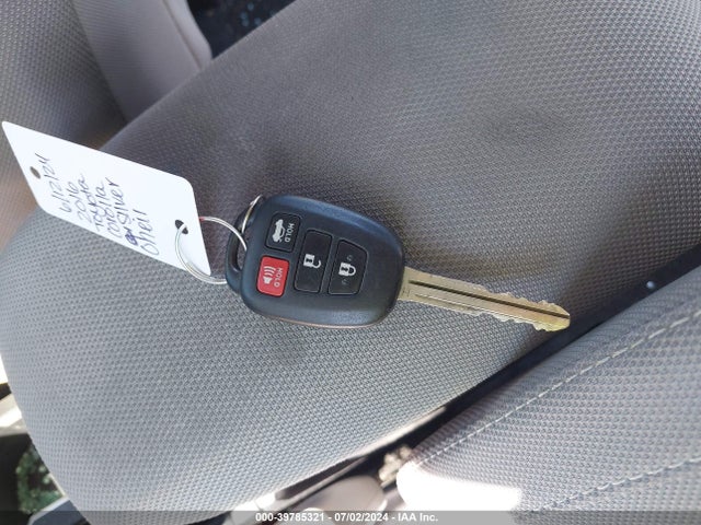 Toyota COROLLA LE 2016 2T1BURHE2GC638378 Image 11