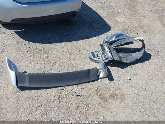 Toyota COROLLA LE 2016 2T1BURHE2GC638378 Image 12
