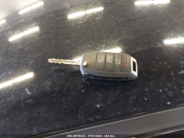 KNAFK4A67G5595812 KIA FORTE LX