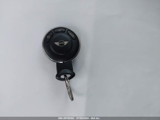 2007 MINI COOPER WMWMF335X7TT56471 Photo 10