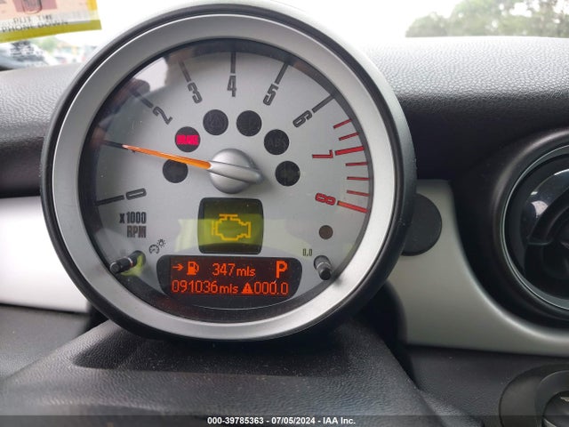 2007 MINI COOPER WMWMF335X7TT56471 Photo 6