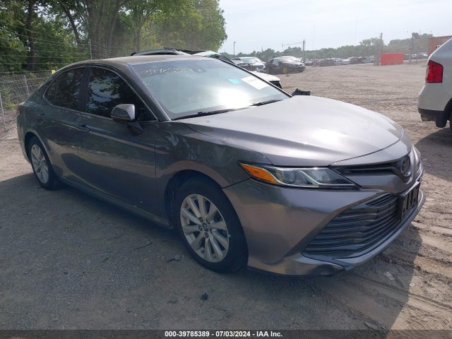 Toyota CAMRY LE 2019 4T1B11HK8KU730165 главное изображение