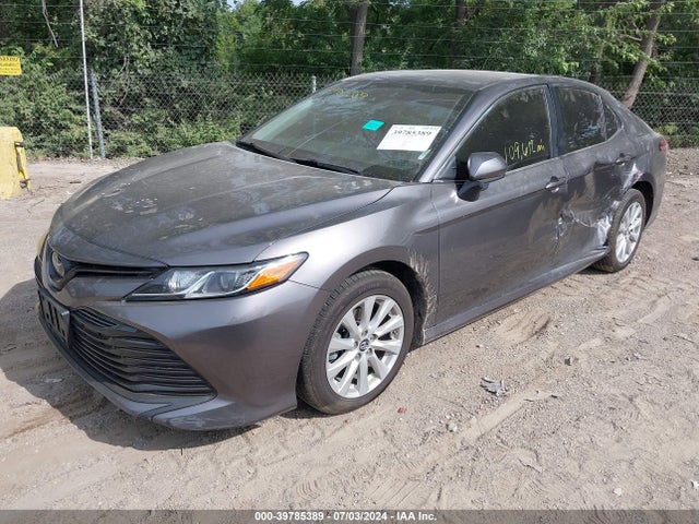 Toyota CAMRY LE 2019 4T1B11HK8KU730165 Image 2