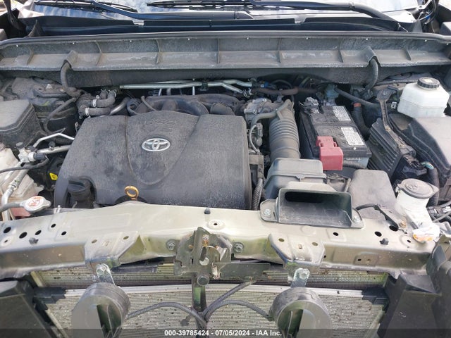 Toyota Highlander Xle 2021 5TDHZRBH2MS545930 Image 10