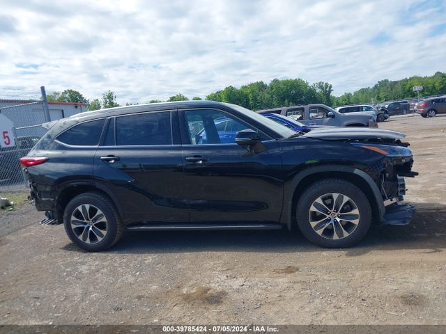 Toyota Highlander Xle 2021 5TDHZRBH2MS545930 Image 13