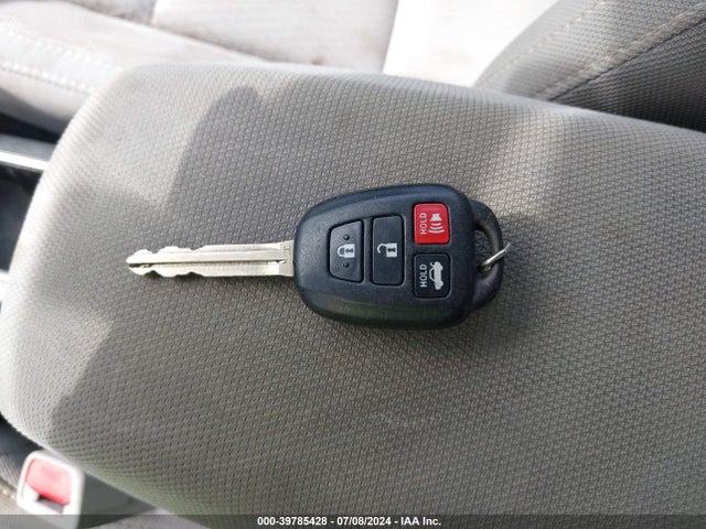 Toyota COROLLA LE 2014 5YFBURHE9EP040852 Image 11