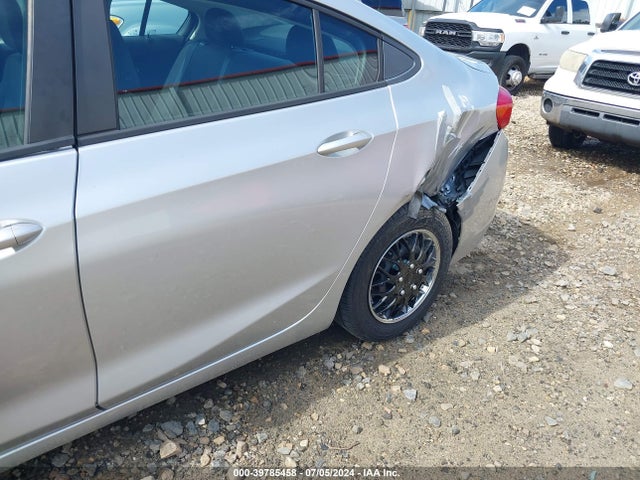 Chevrolet Cruze Ls Auto 2018 1G1BC5SM2J7182458 Image 14