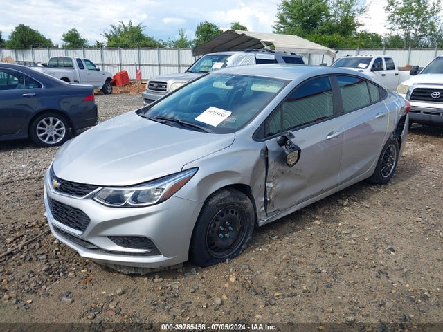 Chevrolet Cruze Ls Auto 2018 1G1BC5SM2J7182458 Image 2