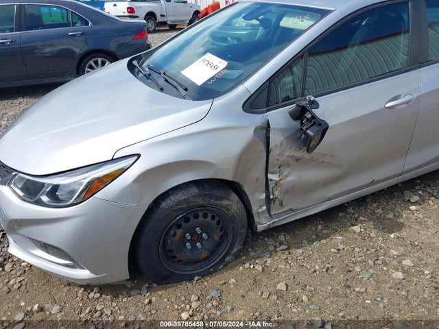 Chevrolet Cruze Ls Auto 2018 1G1BC5SM2J7182458 Image 6