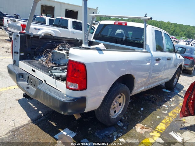 1C6RR6FG3LS121108 RAM 1500 Classic Tradesman Quad Cab 4x2 6'4 Box