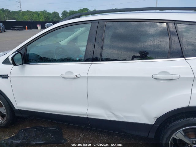 Ford ESCAPE SE 2017 1FMCU0GD2HUC20055 Image 15