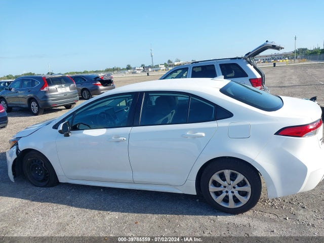 Toyota COROLLA LE 2020 5YFEPRAE9LP089061 Image 14