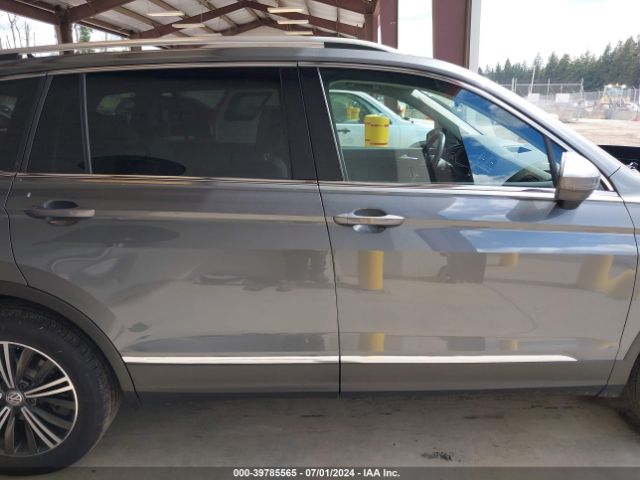 3VV2B7AX7KM013417 Volkswagen Tiguan 2.0t Se/2.0t Sel/2.0t Sel R-line/2.0t Sel R-line Black