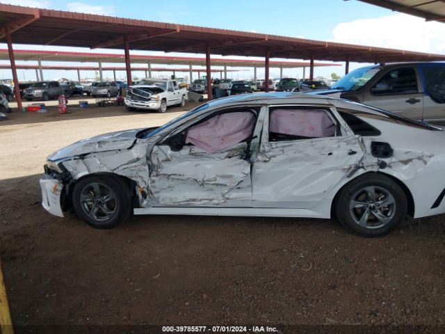 5XXG14J23NG139225 KIA K5 LXS