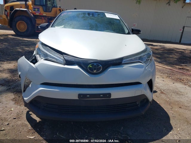 Toyota C-HR XLE 2019 JTNKHMBX3K1045221 Image 12