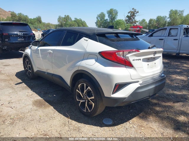 Toyota C-HR XLE 2019 JTNKHMBX3K1045221 Image 3