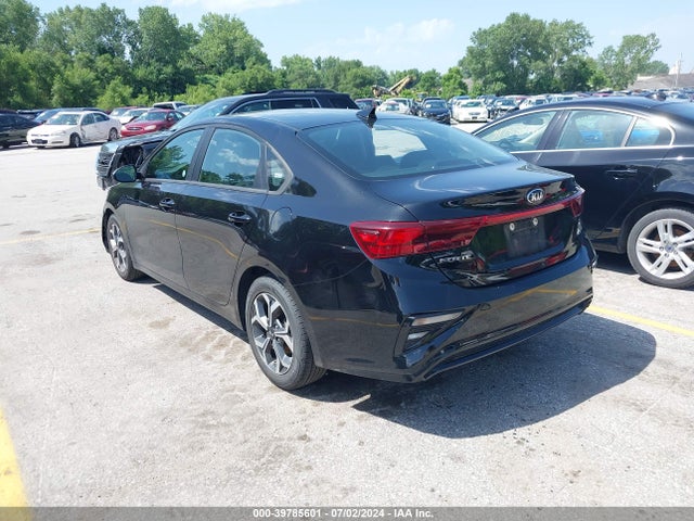 2021 Kia Forte Lxs მანქანა იყიდება აუქციონზე, vin: 3KPF24AD0ME310076, აუქციონის ნომერი: 39785601