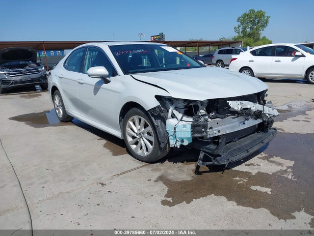 Toyota CAMRY LE 2023 4T1C11AK7PU112079 main image