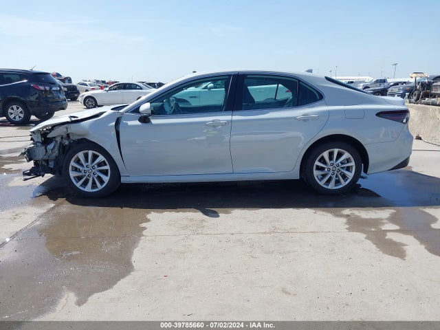 Toyota CAMRY LE 2023 4T1C11AK7PU112079 Image 15