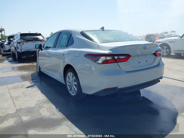 Toyota CAMRY LE 2023 4T1C11AK7PU112079 Image 3