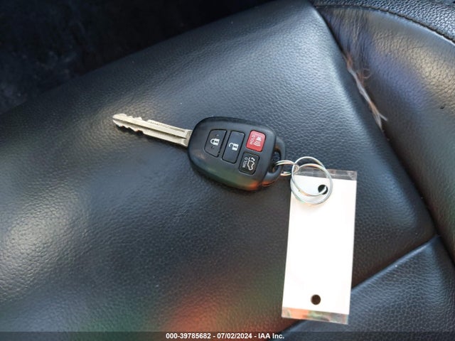 Toyota Rav4 Xle 2017 2T3WFREV9HW329188 Image 11