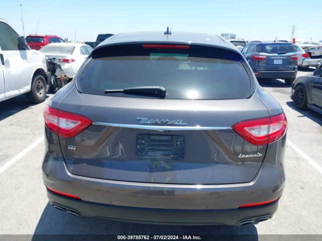 ZN661XUA2JX270521 Maserati Levante