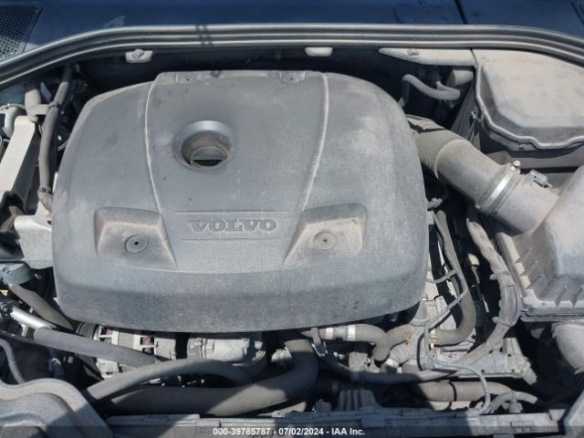 LYV402TMXHB130975 Volvo S60 Inscription T5 Platinum