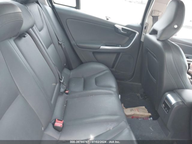 LYV402TMXHB130975 Volvo S60 Inscription T5 Platinum