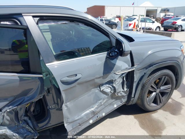 1V26E2CA4LC225938 Volkswagen Atlas Cross Sport 3.6l V6 Se W/technology/3.6l V6 Se W/technology R-line