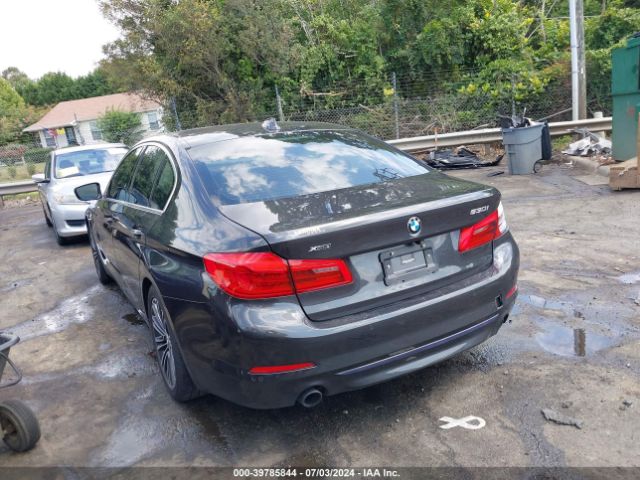 WBAJA7C57JWA71714 BMW 530i Xdrive