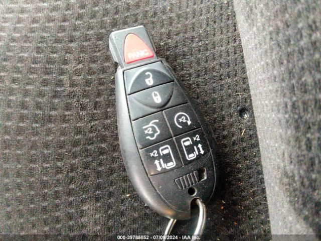 2C4RDGCG3ER118781 Dodge Grand Caravan Sxt
