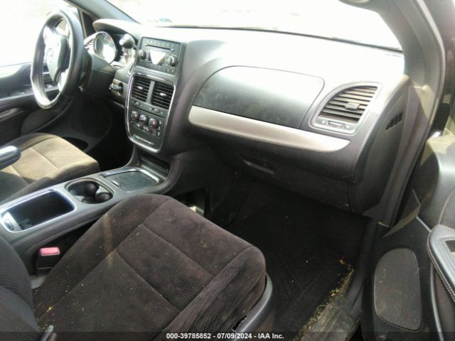 2C4RDGCG3ER118781 Dodge Grand Caravan Sxt