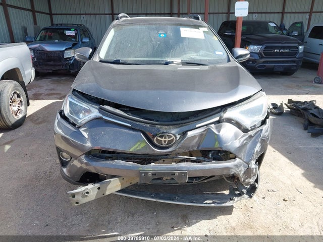 Toyota Rav4 Xle 2017 2T3WFREV8HW379600 Image 12