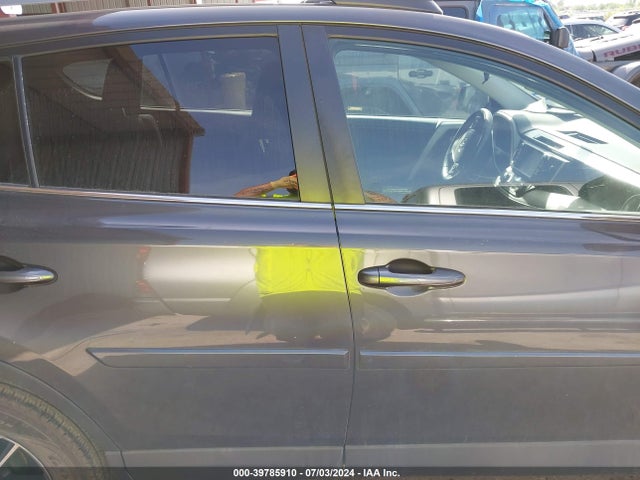 Toyota Rav4 Xle 2017 2T3WFREV8HW379600 Image 13