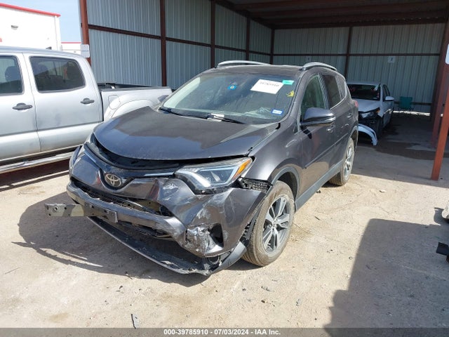 Toyota Rav4 Xle 2017 2T3WFREV8HW379600 Image 2