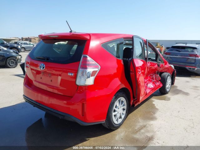 JTDZN3EU7HJ071644 Toyota Prius V Three