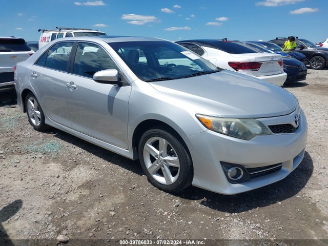 2014 4T1BF1FK5EU834704 main image