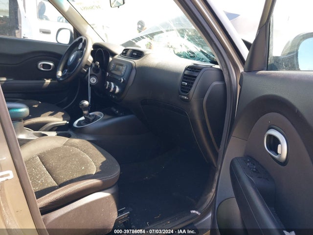 KIA Soul 2016 KNDJN2A26G7273852 Image 5