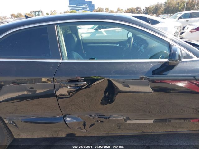 WAUCFAFR8EA047766 Audi A5 2.0t Premium