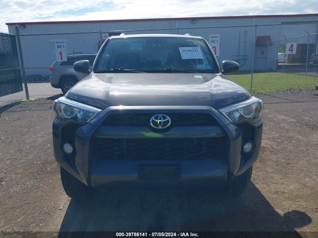 Toyota 4RUNNER SR5 2015 JTEBU5JR1F5244447 Image 12