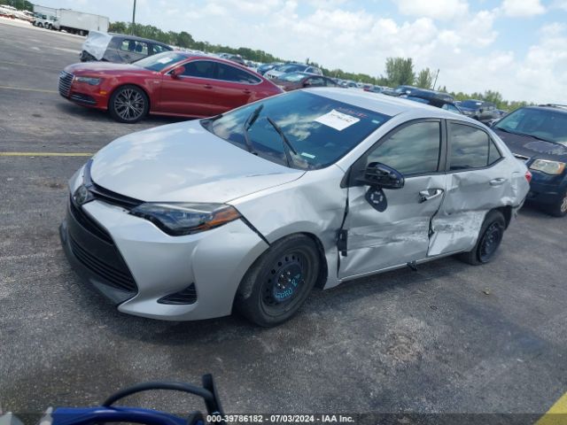 2T1BURHE9KC222160 Toyota COROLLA LE