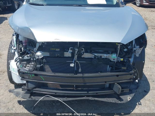 7MUAAAAG2PV045229 Toyota Corolla Cross L